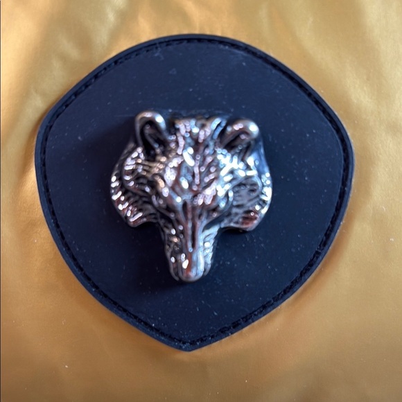 Woodpecker Gold Puffer Vest with Logo Patch *New with tags - Picture 4 of 11